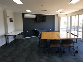 Ocean Front At The Entrance - Kingaroy Accommodation 50