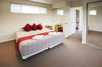 Charlestown Terrace - Kingaroy Accommodation 2