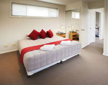 Charlestown Terrace - Kingaroy Accommodation 18