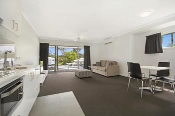 Cooroy Luxury Motel Apartments Noosa - Kingaroy Accommodation 11