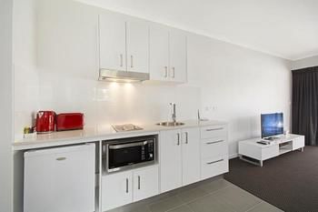 Cooroy Luxury Motel Apartments Noosa - Kingaroy Accommodation 15