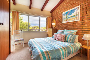 Mollymook Beach Units - Kingaroy Accommodation 6