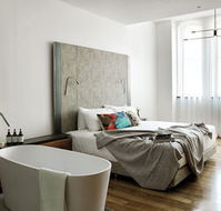 The Old Clare Hotel - Kingaroy Accommodation