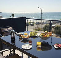 Mollymook Beachfront Executive Apartment - Kingaroy Accommodation