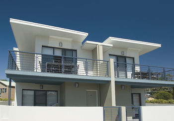 Mollymook Beachfront Executive Apartment - Kingaroy Accommodation 11