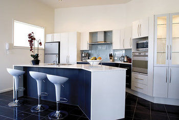 Mollymook Beachfront Executive Apartment - Kingaroy Accommodation 21