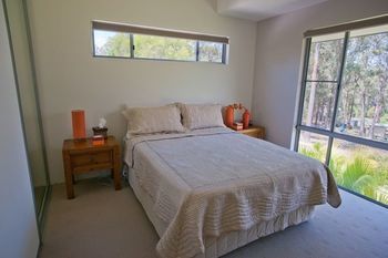 Moonee Beach Executive Retreat - Kingaroy Accommodation 9