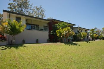 Moonee Beach Executive Retreat - Kingaroy Accommodation 14