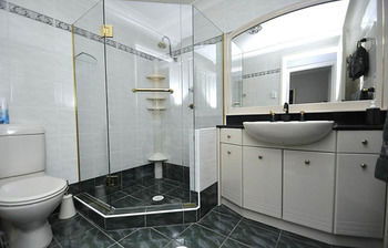 Kingsford 12 Shaw Furnished Apartment - Kingaroy Accommodation 0