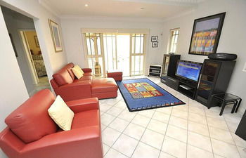 Kingsford 12 Shaw Furnished Apartment - Kingaroy Accommodation 5