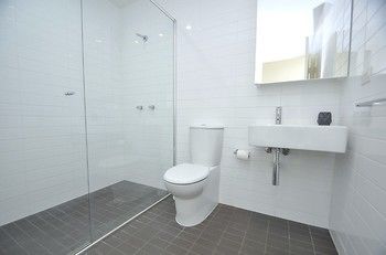 Neutral Bay 4 Young Furnished Apartment - Kingaroy Accommodation 0