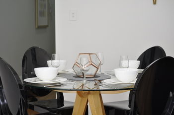Neutral Bay 4 Young Furnished Apartment - Kingaroy Accommodation 12