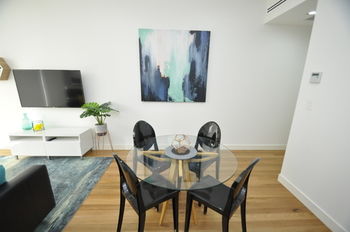 Neutral Bay 4 Young Furnished Apartment - Kingaroy Accommodation 13