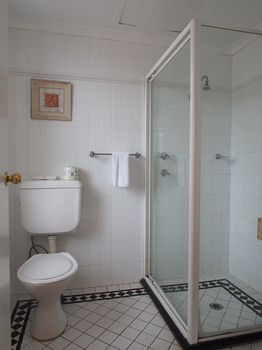 Coogee Bay Hotel Pub Style - Kingaroy Accommodation 2