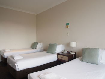 Coogee Bay Hotel Pub Style - Kingaroy Accommodation 31