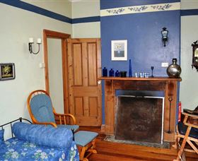 Seasons Of Tasmania - Kingaroy Accommodation 1