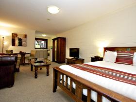 Grosvenor Court Apartments - Kingaroy Accommodation 1