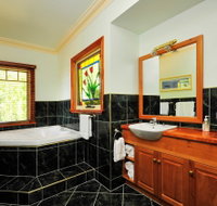 Beauty Point's Pomona Spa Cottages - Kingaroy Accommodation