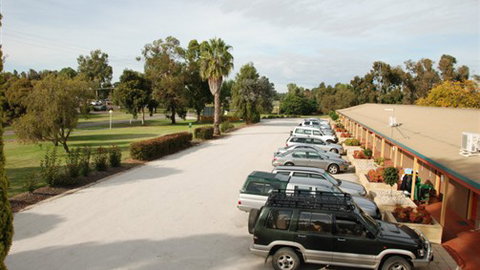Barooga Country Inn Motel - Kingaroy Accommodation 1
