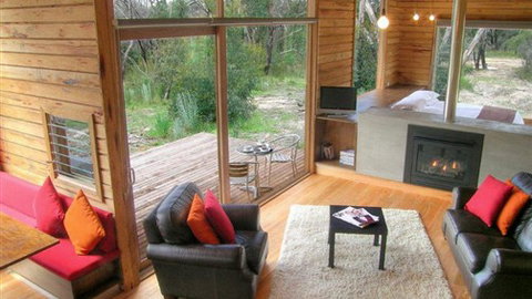 DULC Holiday Cabins - Kingaroy Accommodation 2