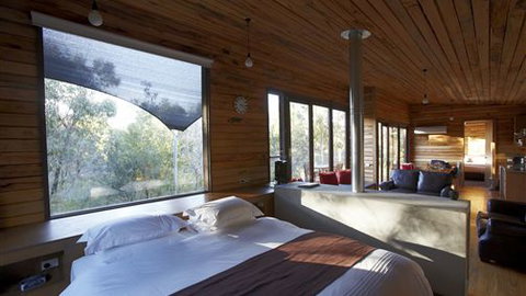 DULC Holiday Cabins - Kingaroy Accommodation 6