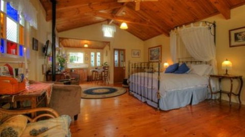 Braeside Garden Cottages - Kingaroy Accommodation 0