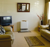 Peel Cottage - Kingaroy Accommodation