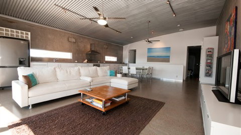 HolidayMakers - Kingaroy Accommodation 6