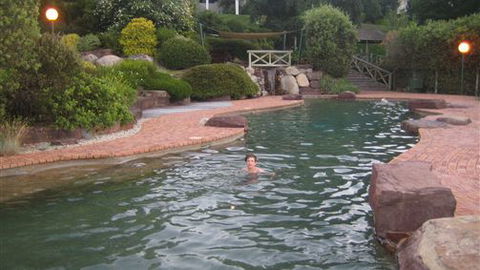 Kunala Chalet - Pinnacle Valley Resort - Kingaroy Accommodation 2