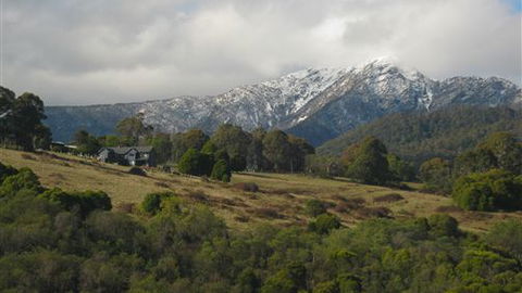 Kunala Chalet - Pinnacle Valley Resort - Kingaroy Accommodation 7