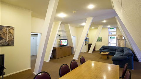 Alpha Ski Lodge - Kingaroy Accommodation 1