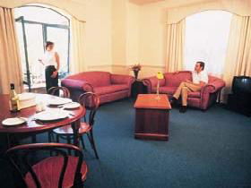 Majestic Tynte Street Apartments - Kingaroy Accommodation 0