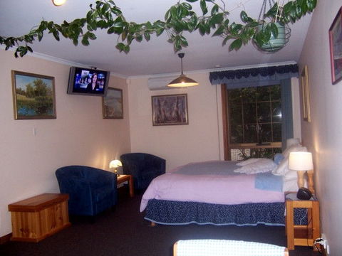 Adelaide Hills Bed & Breakfast Accommodation - Kingaroy Accommodation 2
