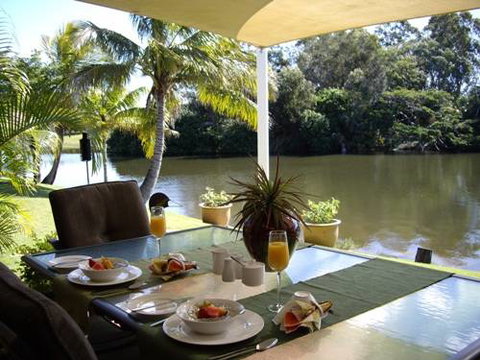 Alexander Lakeside Bed & Breakfast - Kingaroy Accommodation 0