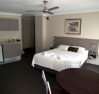 Aston Hill Motor Lodge - Kingaroy Accommodation
