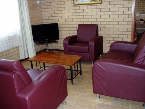 Augusta Escape - Kingaroy Accommodation 2