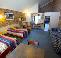 Country Gardens Motor Inn - Kingaroy Accommodation