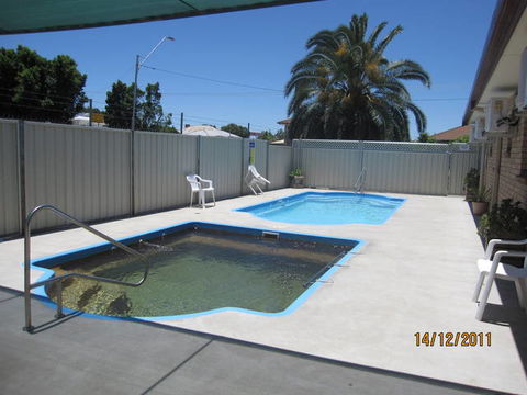 Dragon Phoenix Resort & Restaurant - Kingaroy Accommodation 1