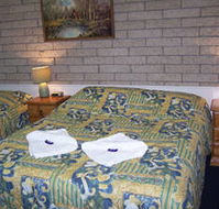 Ebor Falls Hotel Motel - Kingaroy Accommodation