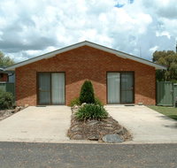 Fossicker Caravan Park