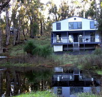 Hidden Grove Retreat - Kingaroy Accommodation