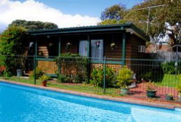 Jay - Jay's Cottage B & B - Kingaroy Accommodation 0