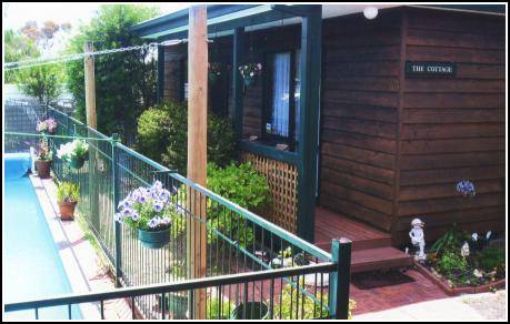 Jay - Jay's Cottage B & B - Kingaroy Accommodation 2