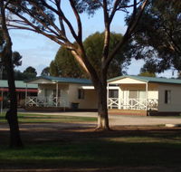 Laura Community Caravan Park - Kingaroy Accommodation