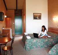 Lookout Motor Inn - Kingaroy Accommodation