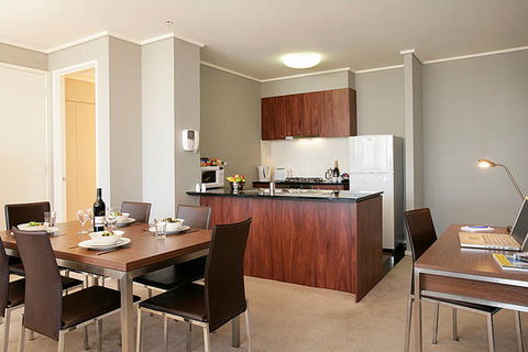 Melbourne Short Stay Apartments - Melbourne CBD - Kingaroy Accommodation 1