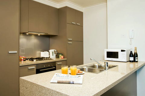 Melbourne Short Stay Apartments - Whiteman Street - Kingaroy Accommodation 1