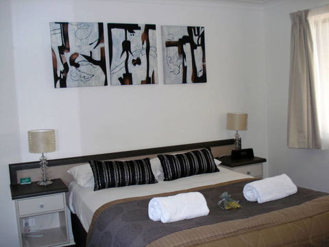 Oakey Motor Inn - Kingaroy Accommodation 3
