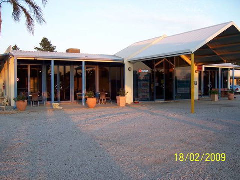 Paddle Steamer Motel - Kingaroy Accommodation 1