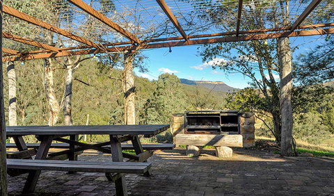 Capertee Homestead 'Port Macquarie' - Bogee - Kingaroy Accommodation 2